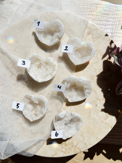 Hvit Agat Druzy Geode Hjerte (4–5 cm)