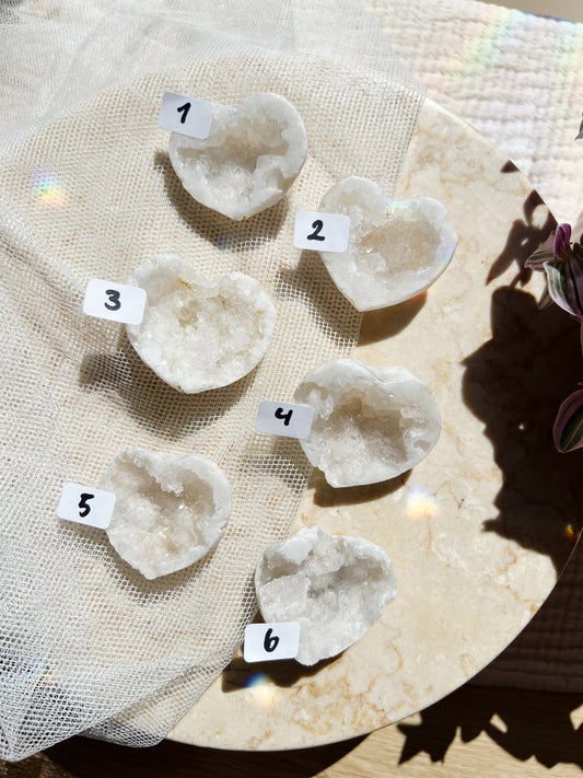 Hvit Agat Druzy Geode Hjerte (4–5 cm)