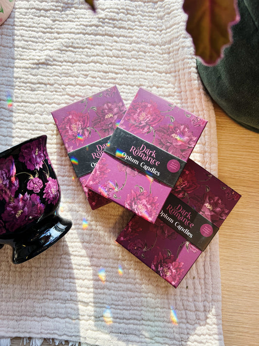 Sett med 6 Sorte Dark Romance Opium Telys