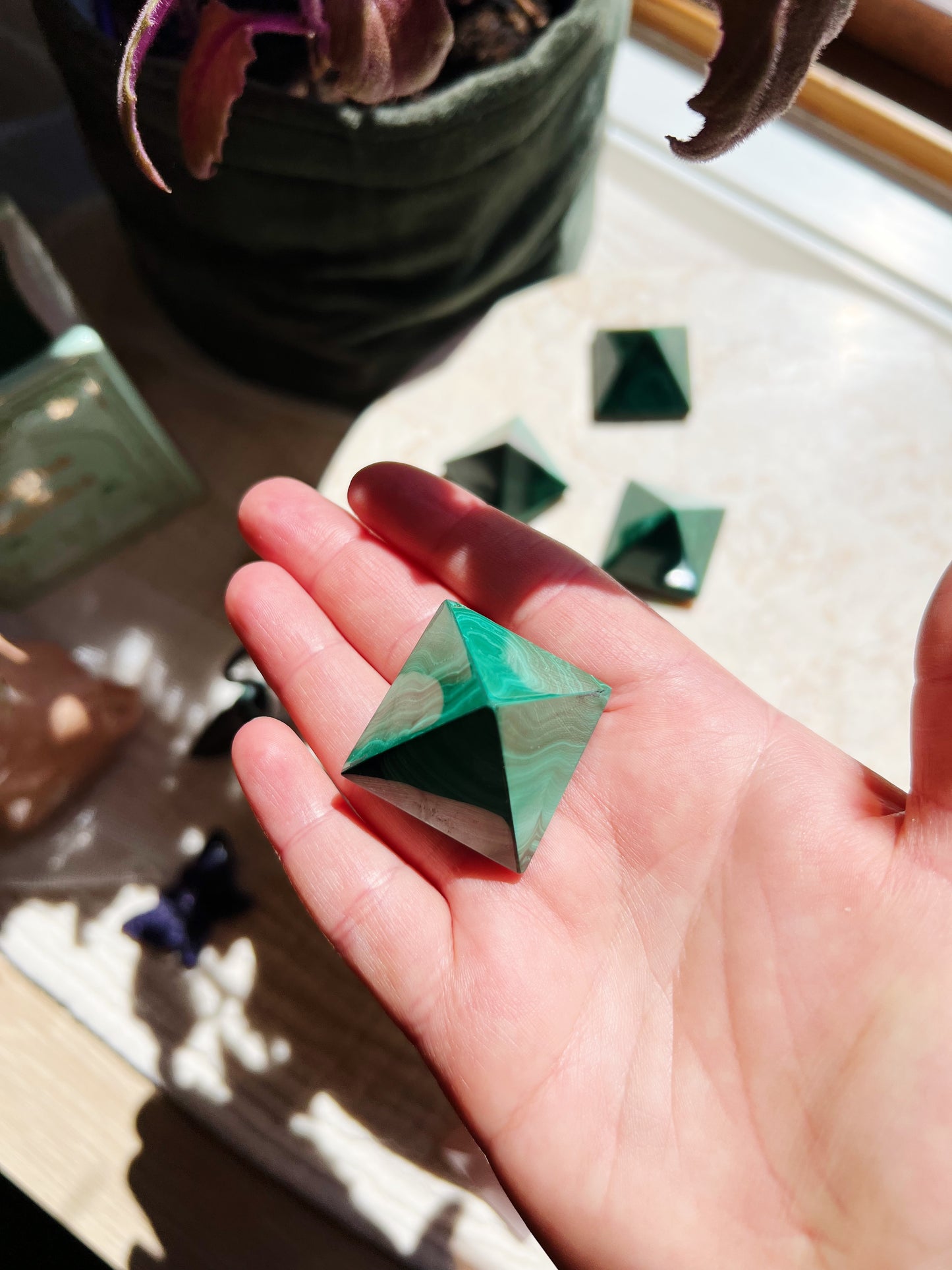 Malakitt Krystall Pyramide