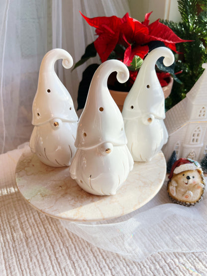 Frosty LED Gonk – Medium – 7.5 x 9 x 17.5 cm