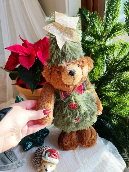 Stående myk julebjørn – 7.5 x 15 x 38 cm
