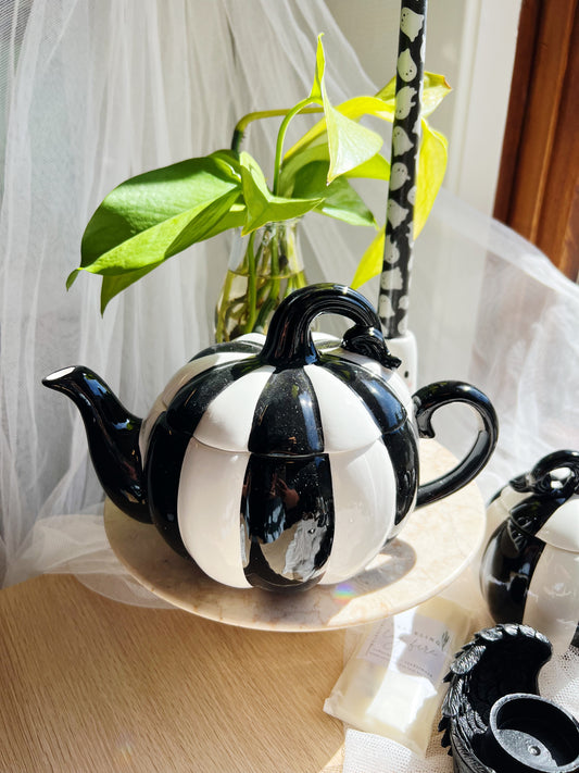 Black and White Striped Pumpkin Tekannen