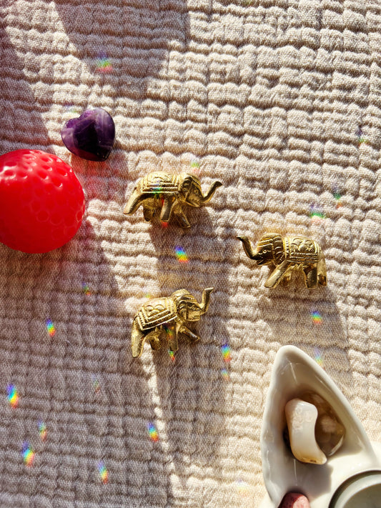 Lykkeelefant-figur i messing