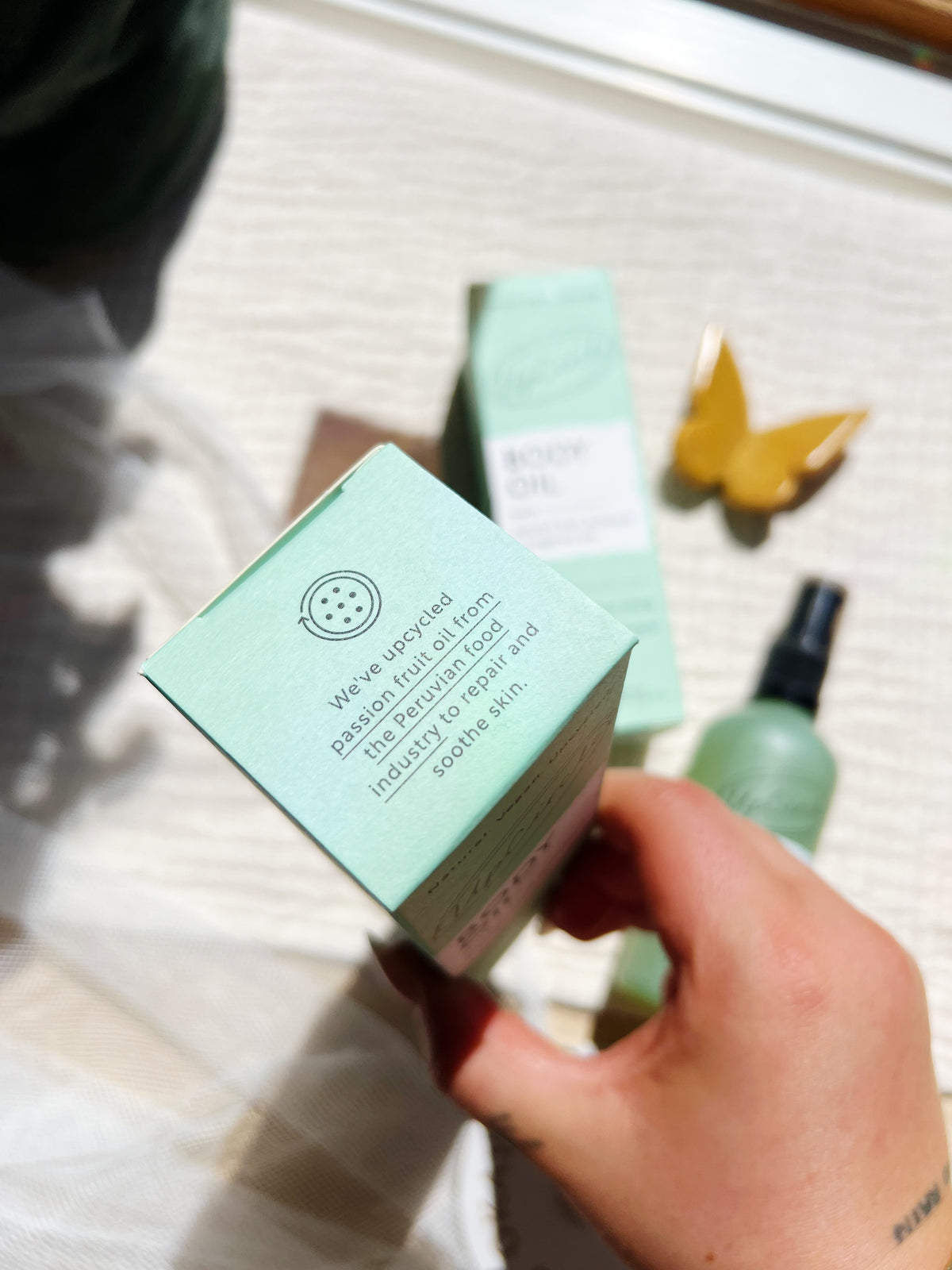 Body Oil med Passionfruit & Tangerine