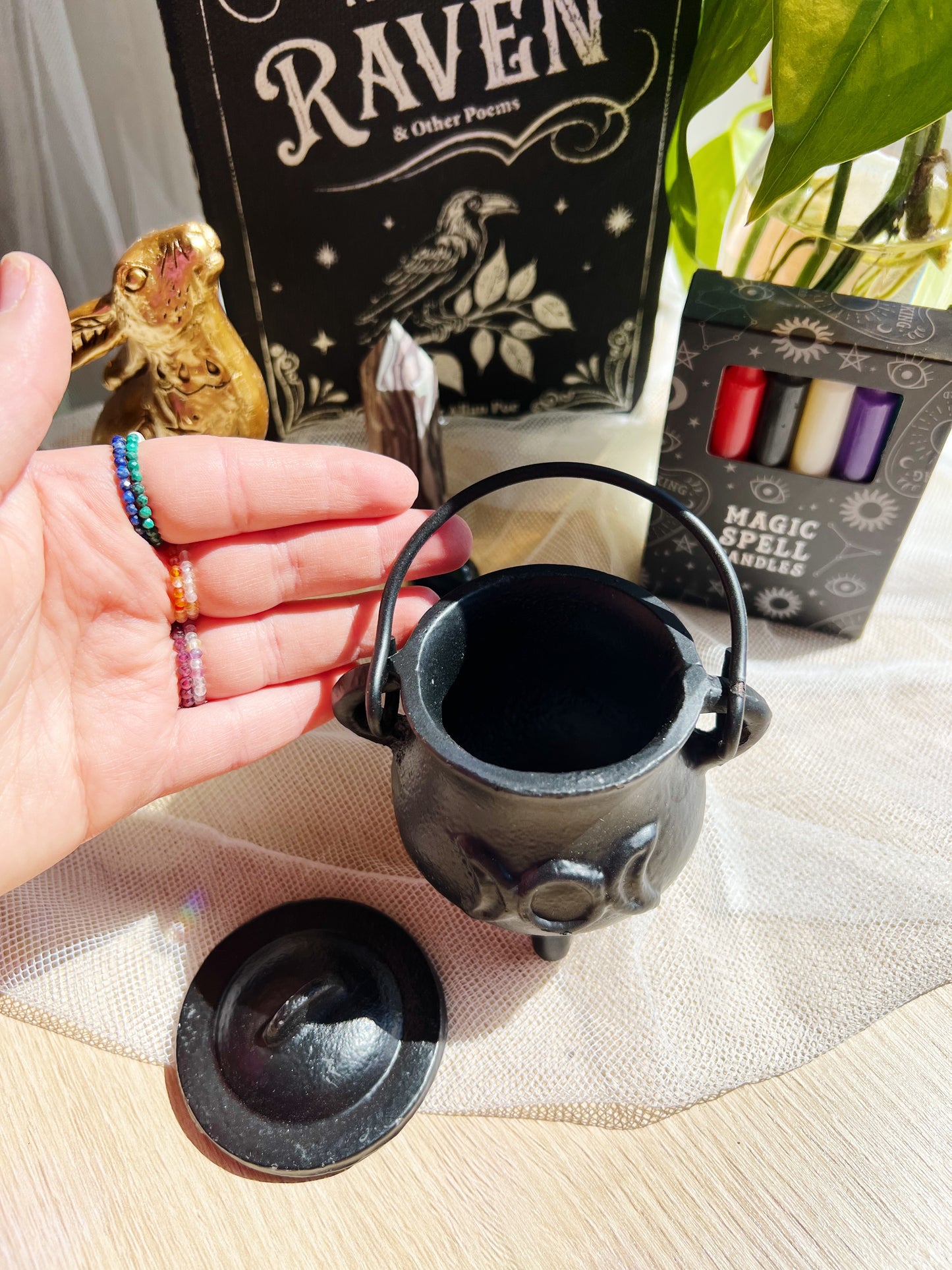Cauldron Triple Moon Mini