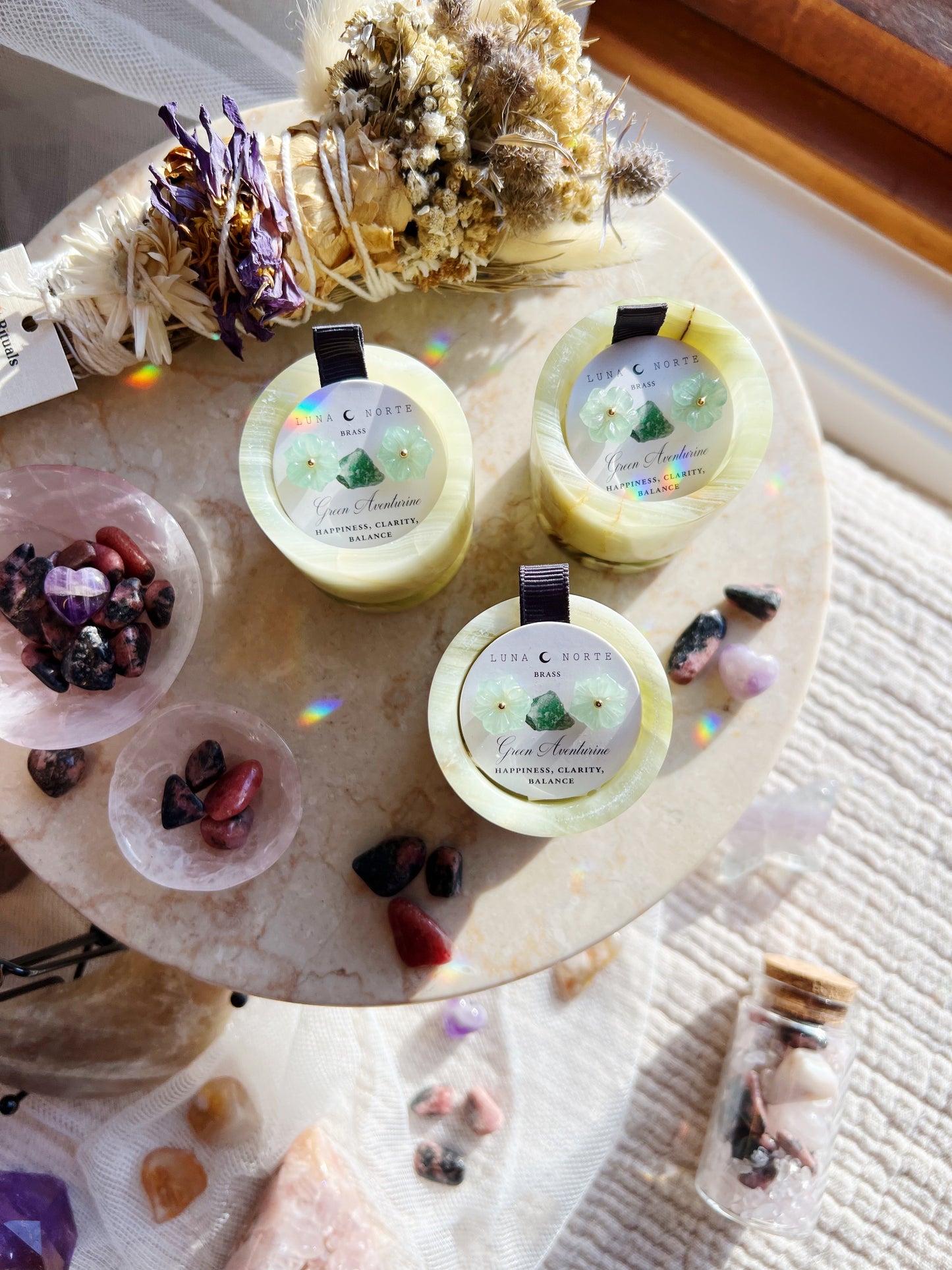 Calmly Organized Kalsitt Smykkeskrin & Grønn Aventurin Blomsterøreringer Sett