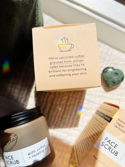 Coffee Face Scrub med Rosehip Oil
