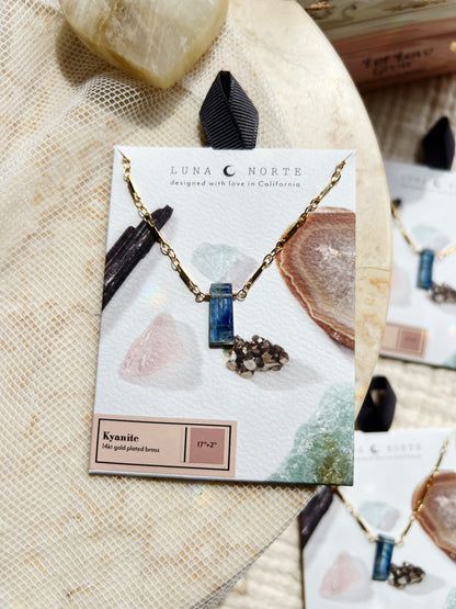 Kyanite Drift Halskjede