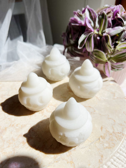 Hvit Jade Gresskar med Hatt (ca. 5 cm)