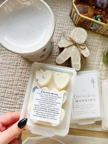 A December Morning Heart Clamshell Wax Melts