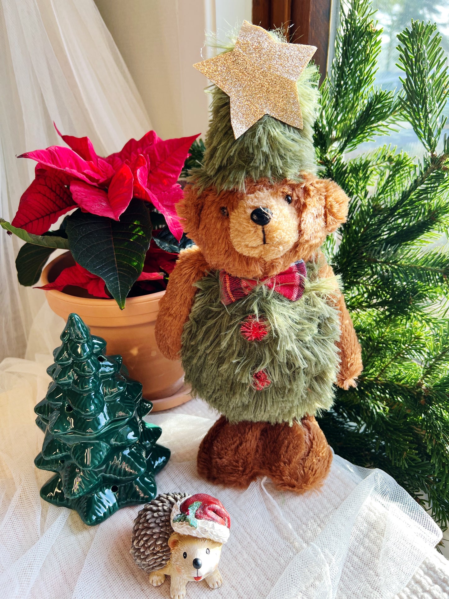 Stående myk julebjørn – 7.5 x 15 x 38 cm