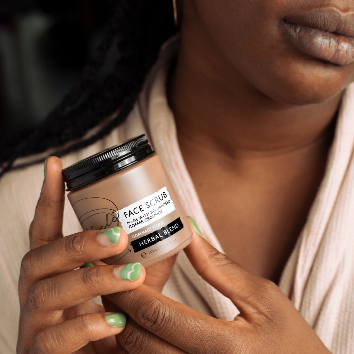 Coffee Face Scrub med Rosehip Oil