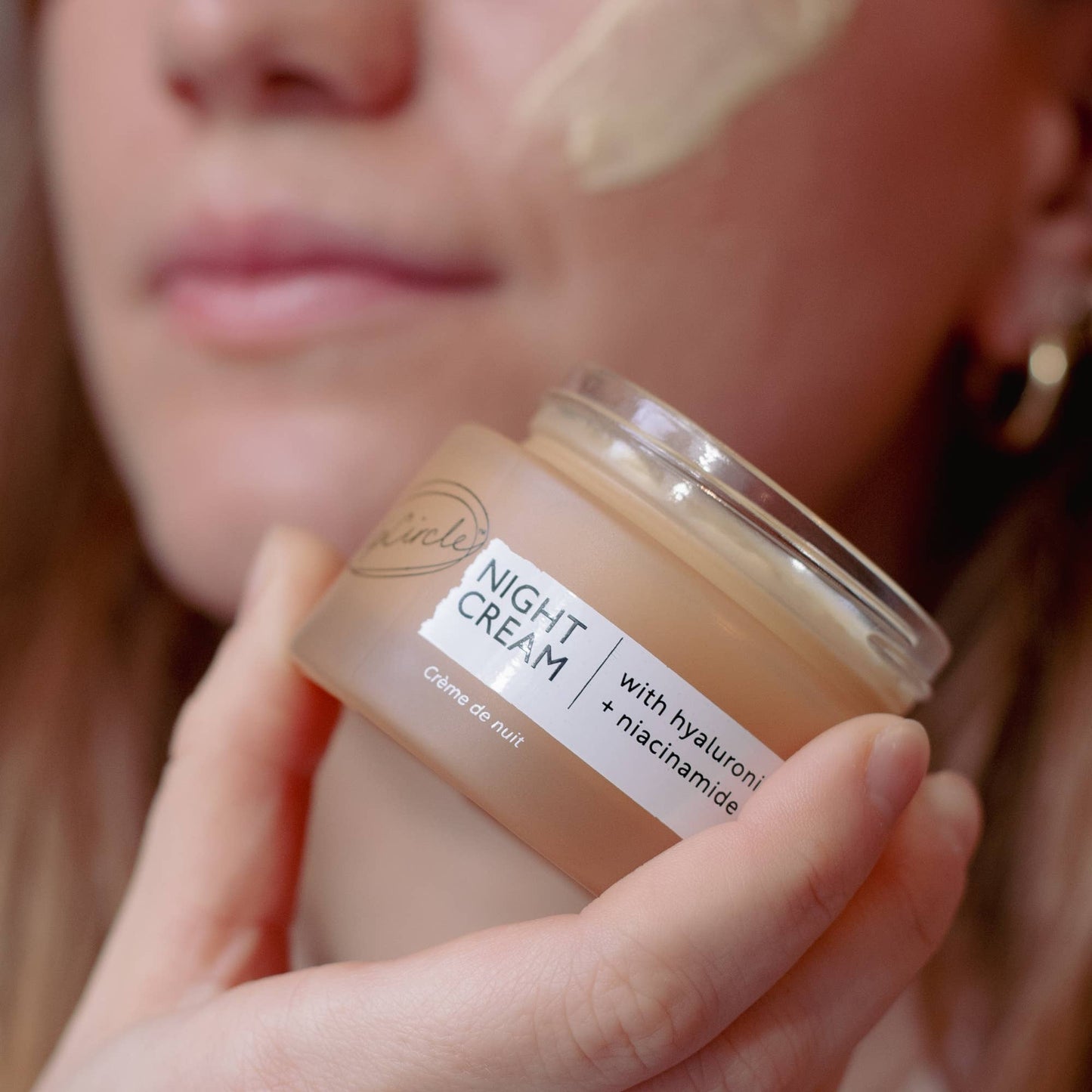 Night Cream med Hyaluronic Acid & Niacinamide