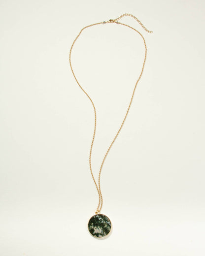 Terrarium Long Medallion Halskjede - Moss Agate