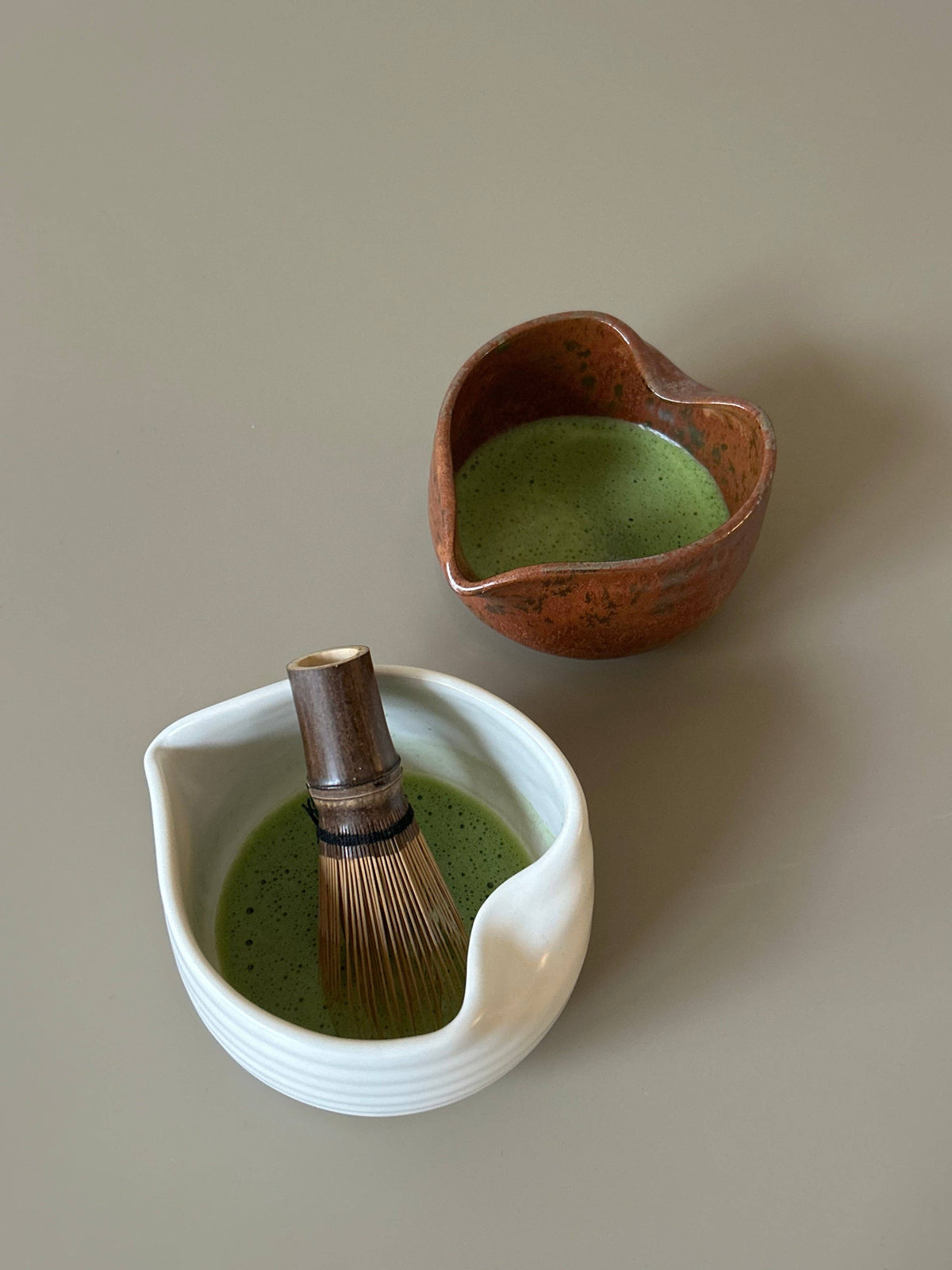 Hearty Matcha Mixing Bolle – Silvery Brown