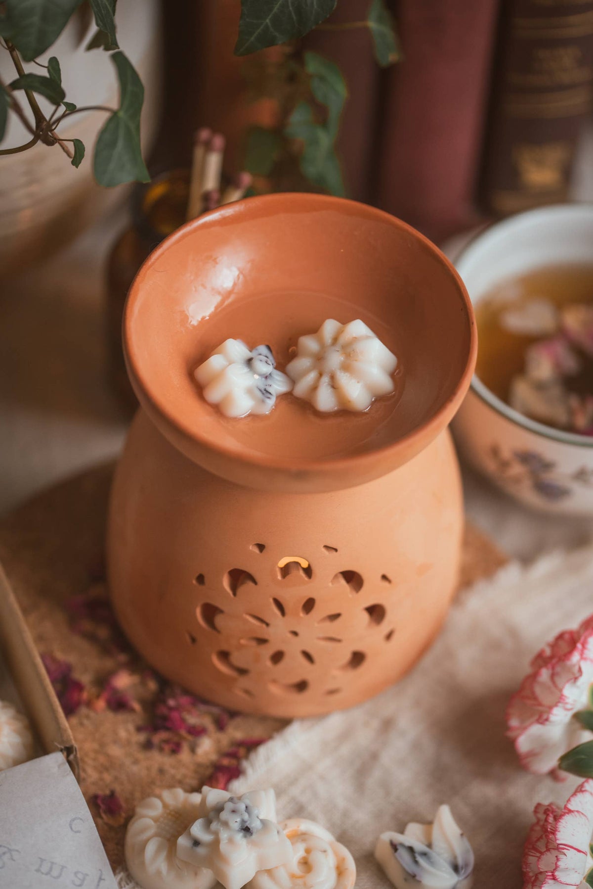 Floral Wax Melts - Rose & Oud